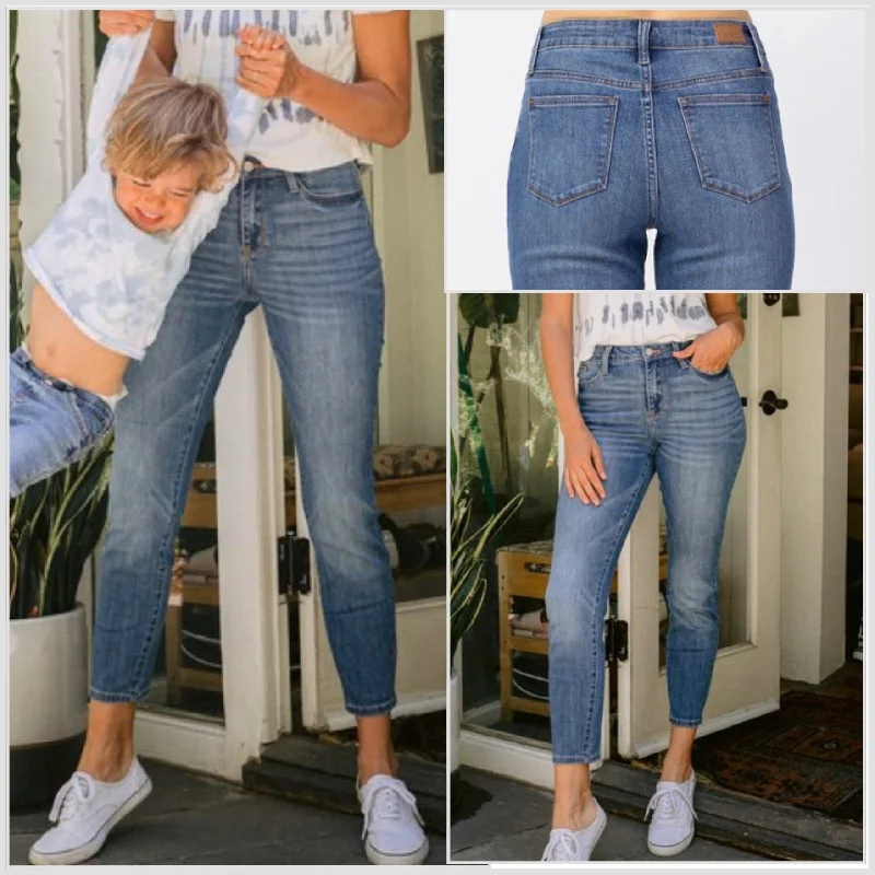 Holiday Jeans for Festive -Sz 1/25, 3/26 Available! Best Seller! Judy Blue Classic Jeans