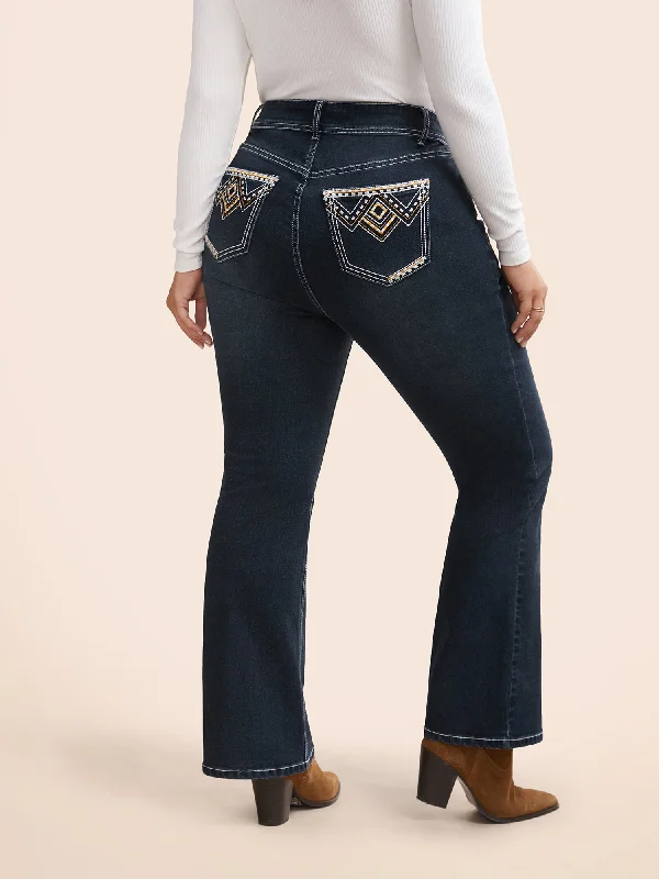 Weekend Jeans for Lazy -Stretch Denim Embroided Pockets Flare Jeans