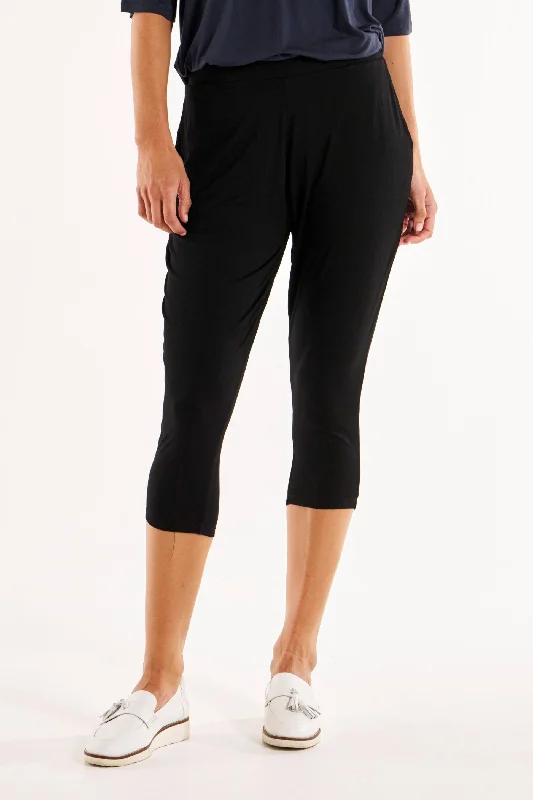 Soft fabric tight trousers for women with breathable material for year-round wear -Betty Basics Laina Bamboo Pant Black