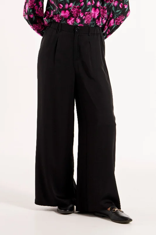 Stretchy knit tight trousers for women with soft fabric and relaxed fit -Betty Basics Venus Satin Pant Black